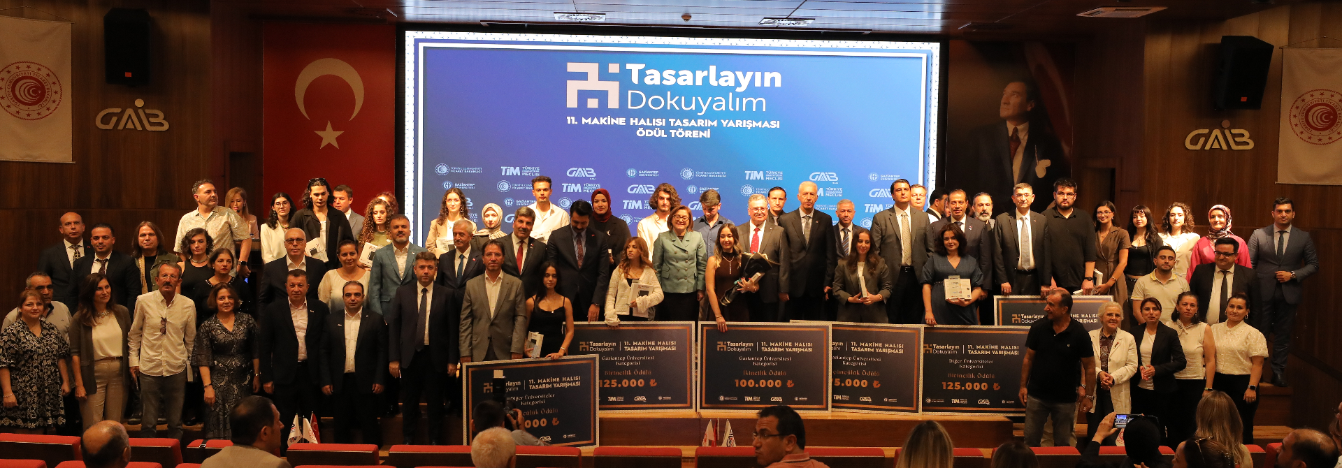 11. Makine Halısı Tasarım Yarışmasının Ödül Töreni Gerçekleştirildi